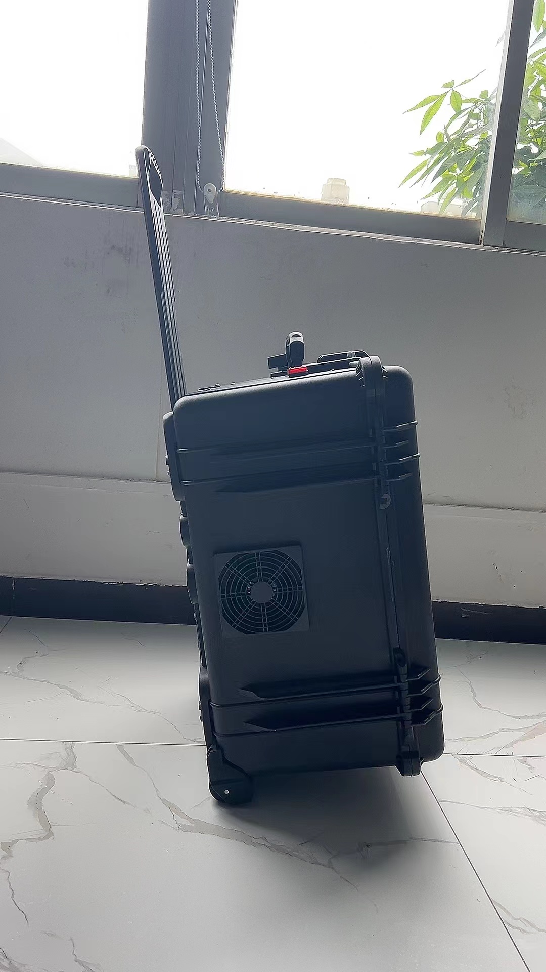 扶风手拉箱型移动通信干扰器